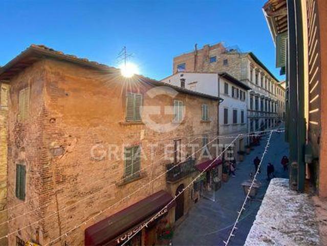 Montepulciano Siena 96322449