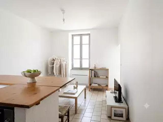 Montereau Fault Yonne 77130 Achat / Vente appartement 1 pièce t1 cave