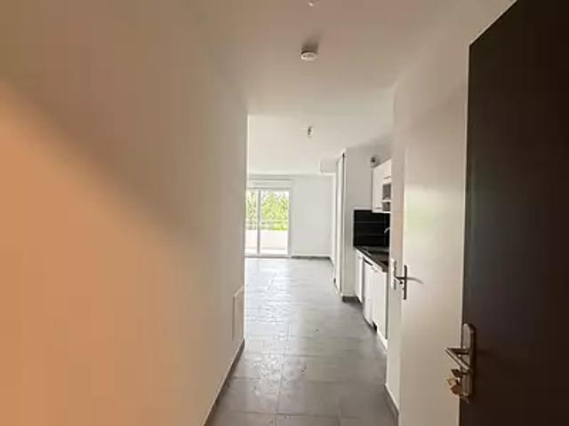 Montereau Fault Yonne 77130 Location appartement 1 pièce t1