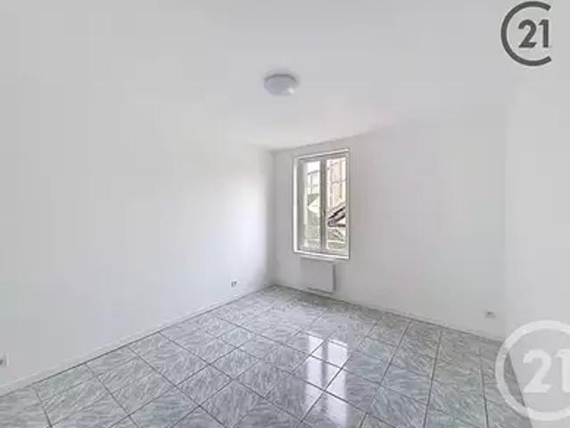 Montereau Fault Yonne 77130 Location appartement 1 pièce t1