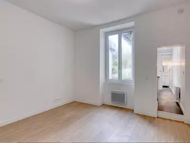 Montereau Fault Yonne 77130 Location appartement 1 pièce t1