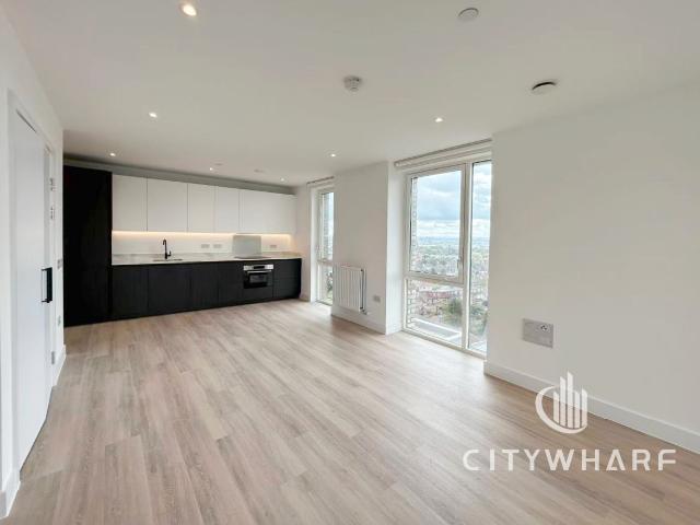 Monterrey House, London W3, 1 bed flat to rent, £2,550 pcm | PrimeLocation