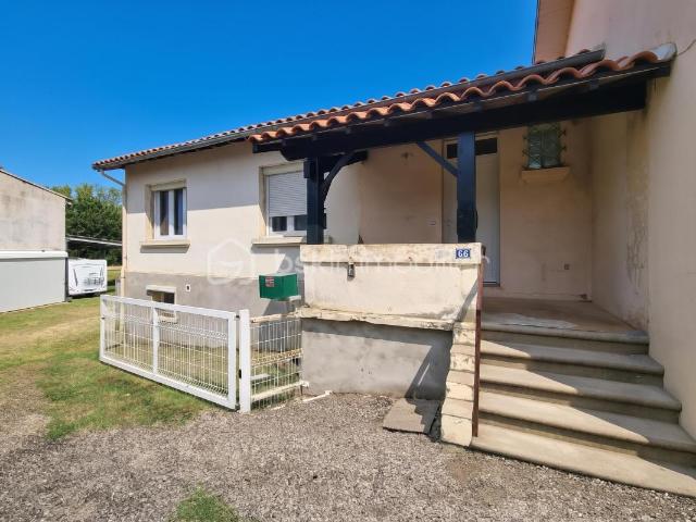 Montestruc sur Gers 32: Maison 164 m² sans travaux, 3 chambres, dépendances et revenus locatifs. Terrain 5 800 m² clos