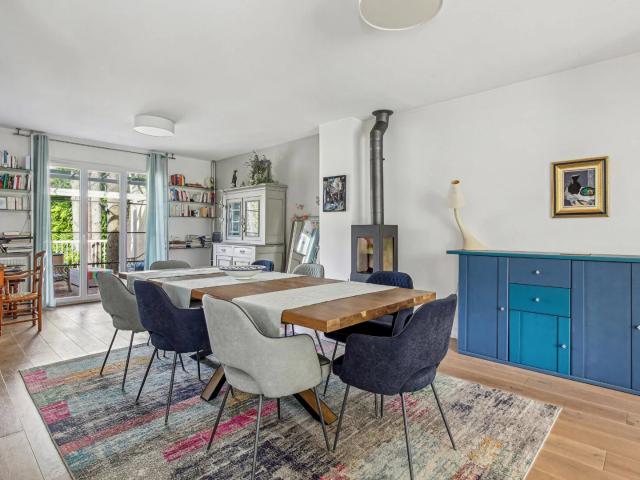 MONTESSONavec 4 chambres de 216 m2 TERRAIN 941 M² 5 MN CENTRE