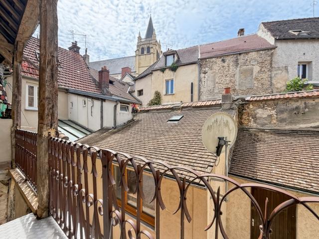 Montfort l'Amaury Hyper Centre – Une petite maison de charme cachée au cœur du village