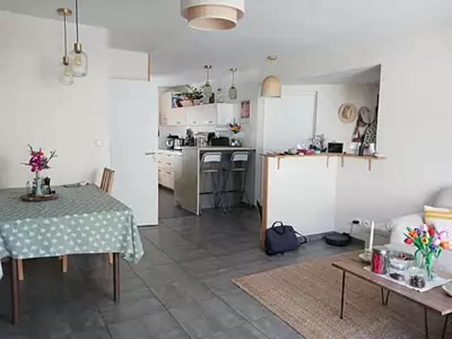 Montfort le Gesnois 72450 Location maison 4 pièces t4 au dernier étage