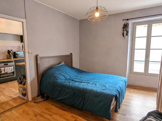 MONTFORT SUR ARGENS Appartement 75m² 2 CH + garage et grenier
