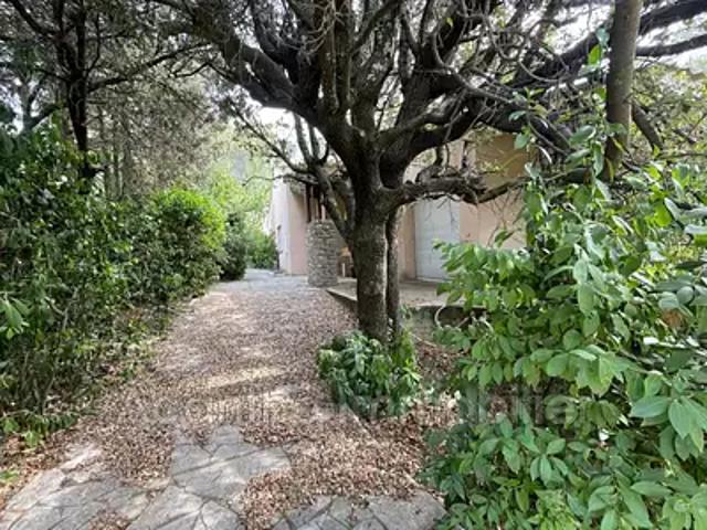 Montferrier sur Lez 34980 Achat / Vente maison 5 pièces t5 piscine parking