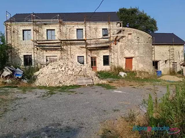 Monthoiron 86210 Achat / Vente maison 7 pièces t7 terrasse parking