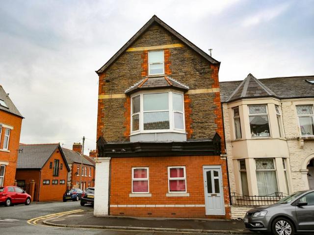 Monthermer Road, Cathays, Cardiff. 3 bed ground floor flat to rent £1,380 pcm £318 pw