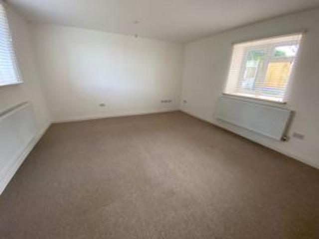 Monthly Rental Of £2,750