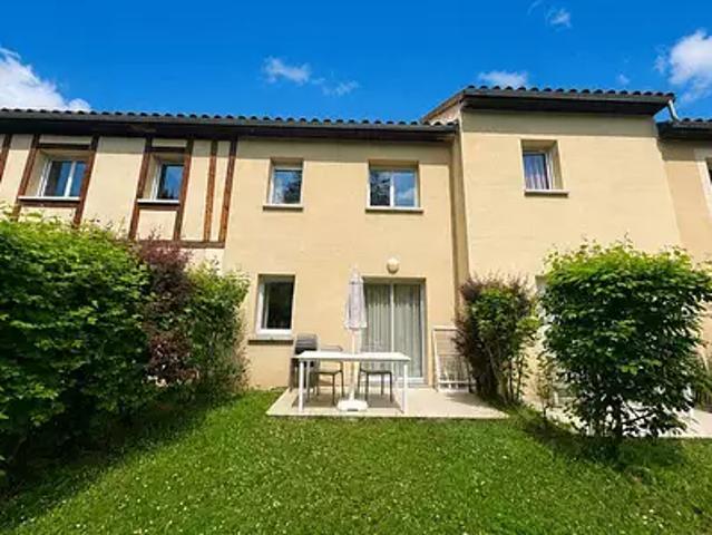 Montignac 24290 Achat / Vente appartement 4 pièces t4 au dernier étage parking