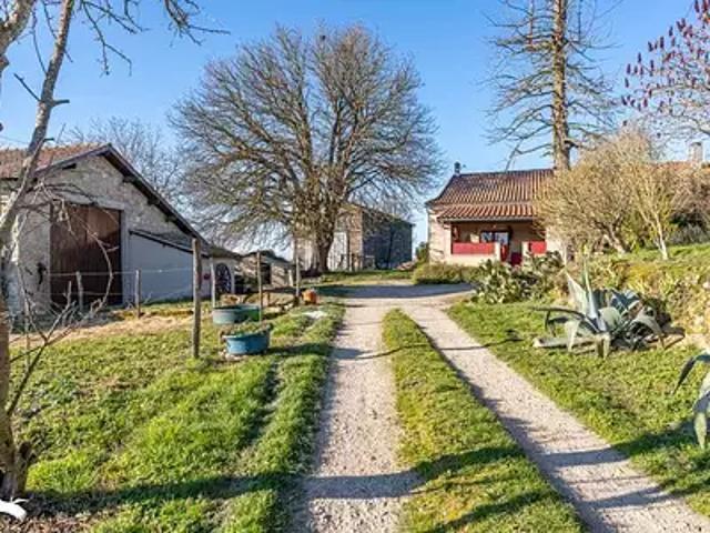 Montignac de Lauzun 47800 Achat / Vente maison 5 pièces t5 parking
