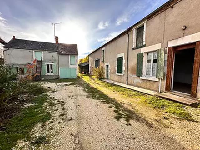 Montigny 18250 Achat / Vente maison 2 pièces t2 au dernier étage cave