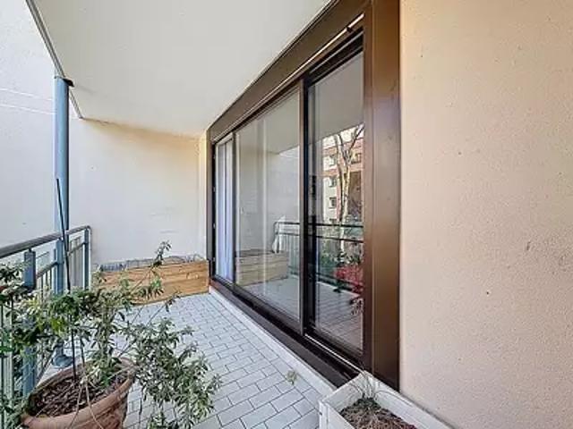 Montigny le Bretonneux 78180 Achat / Vente appartement 2 pièces t2 cave balcon