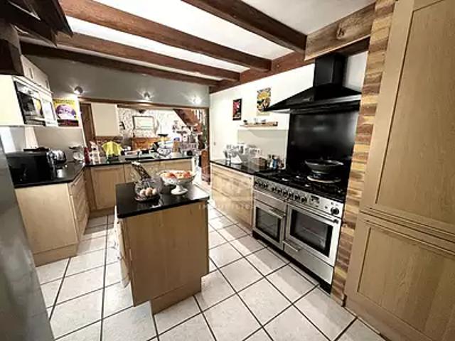 Montigny Lencoup 77520 Achat / Vente maison 5 pièces t5 piscine