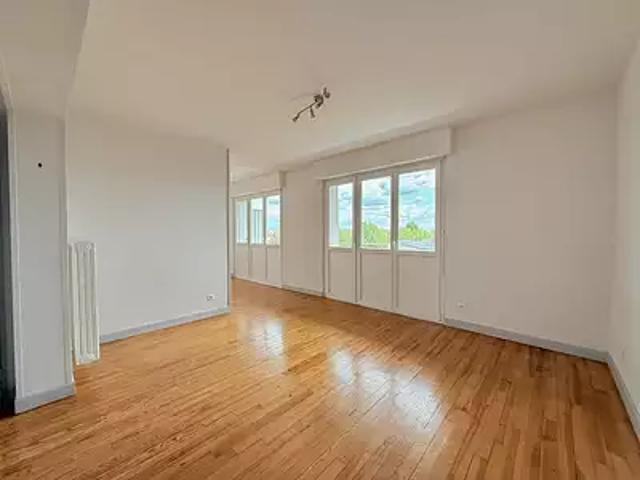 Montigny lès Metz 57950 Achat / Vente appartement 4 pièces t4 au dernier étage