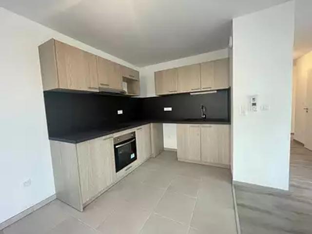 Montigny lès Metz 57950 Location appartement 2 pièces t2 au dernier étage