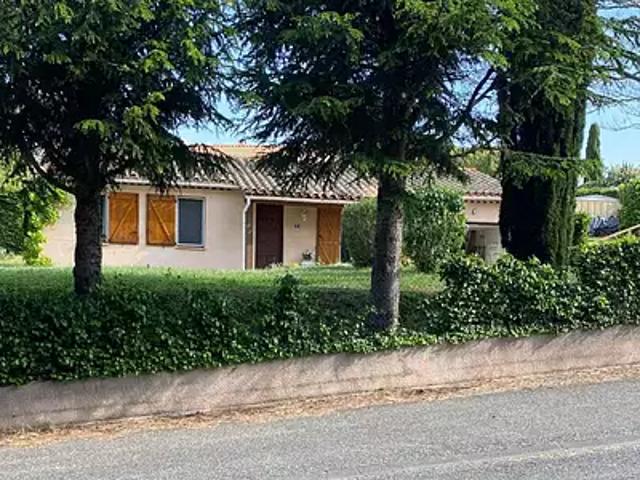 Montolieu 11170 Achat / Vente maison 4 pièces t4 au dernier étage terrasse