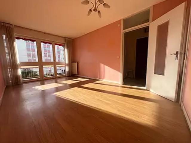 Montluçon 03100 Achat / Vente appartement 3 pièces t3 cave balcon