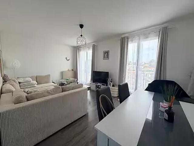 Montluçon 03100 Achat / Vente appartement 3 pièces t3 au dernier étage cave
