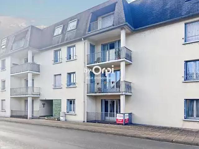 Montluçon 03100 Achat / Vente appartement 1 pièce t1 cave balcon