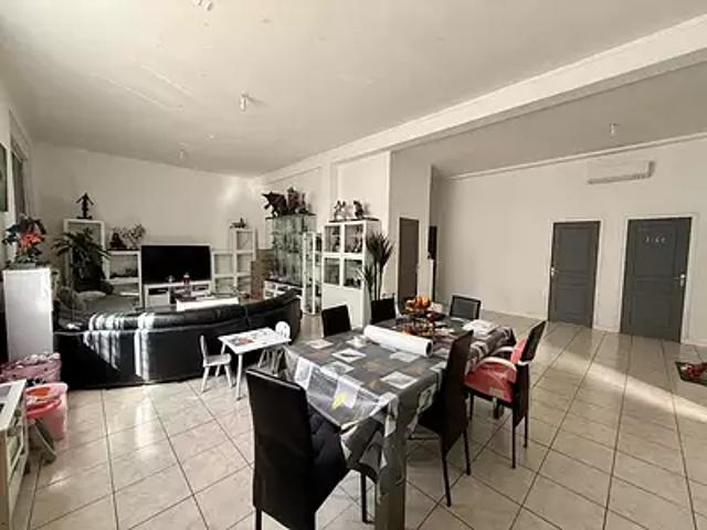 Montluçon 03100 Achat / Vente appartement 4 pièces t4 au dernier étage jardin