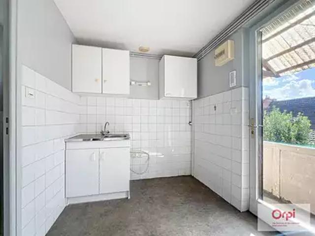 Montluçon 03100 Location appartement 2 pièces t2 balcon