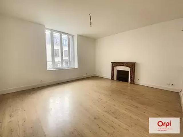 Montluçon 03100 Location appartement 4 pièces t4 balcon