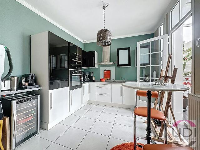 Montluçon hyper centre ville – Maison/appartement 70 m² avec terrasse