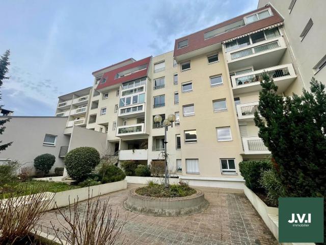 Montmorency nouveau prix, 4 pièces 77.65 m2 en plein centre vil