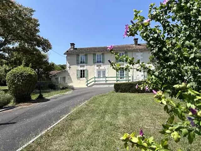 Montmoreau 16190 Achat / Vente maison