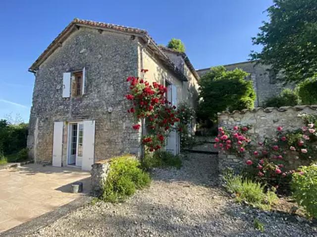 Montmoreau 16190 Achat / Vente maison 6 pièces t6