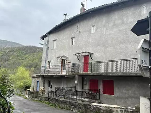 Montpezat sous Bauzon 07560 Achat / Vente appartement 4 pièces t4