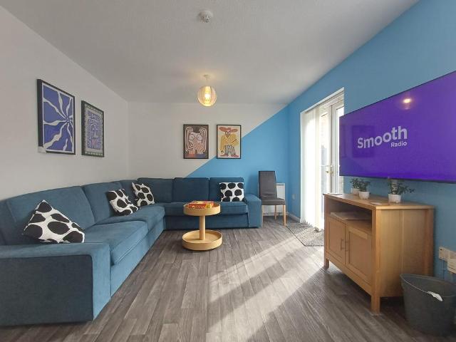 Montpelier Road 8 Bed, Dunkirk NG7 8 bed house to rent £4,832 pcm £1,115 pw