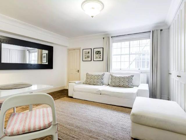 Montpelier Street, London SW7, 1 bed flat to rent, £3,000 pcm | PrimeLocation
