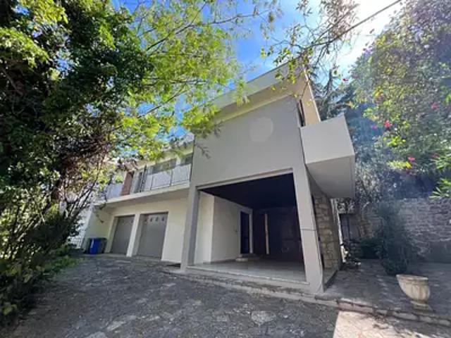 Montpellier 34000 Location maison 4 pièces t4 garage