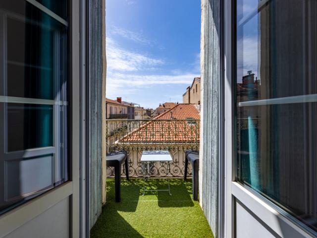 Montpellier T3 Duplex inspirant en hypercentre Charme, lum