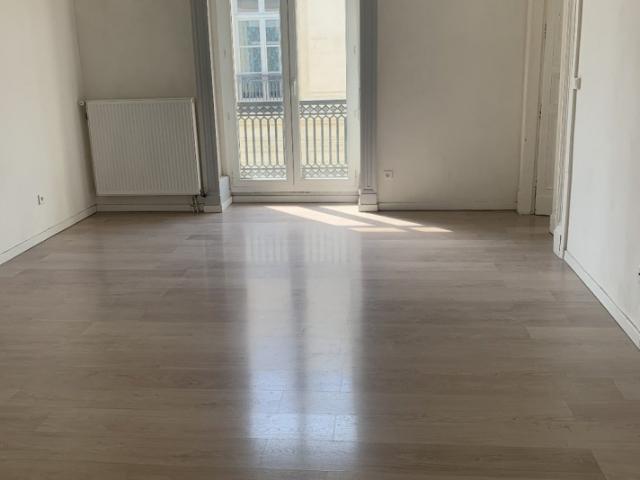 montpellier centre historique ecusson 34000