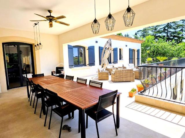 Montpellier Aiguelongue Villa de prestige 320M2 avec piscine terrain 1300m2 T3 indépendant