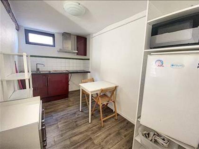 MONTPELLIER ECUSSON: Appartement T2 meublé