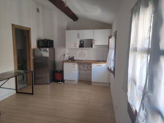MONTPELLIER ECUSSON STUDIO LUMINEUX