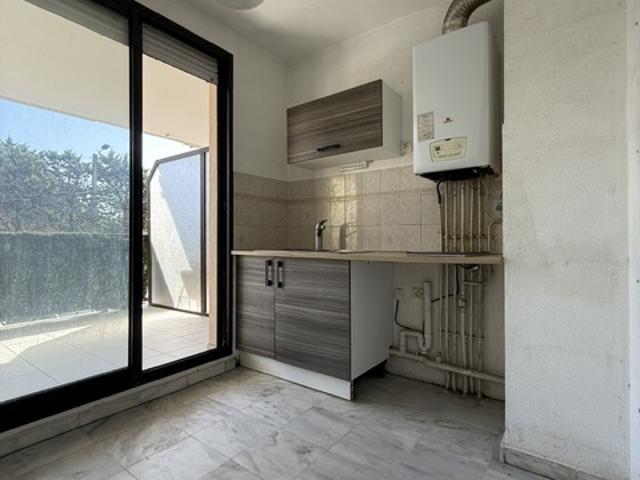 MONTPELLIER F2 41,59 M2 AVEC TERRASSE, PARKING ET CELLIER 180 000 €