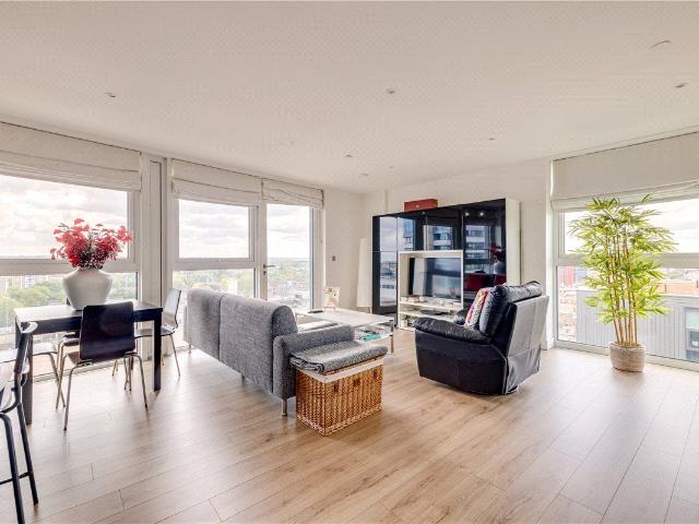Montpellier House, 17 Glenthorne Road, London W6, 2 bed flat to rent, £3,995 pcm | PrimeLocation