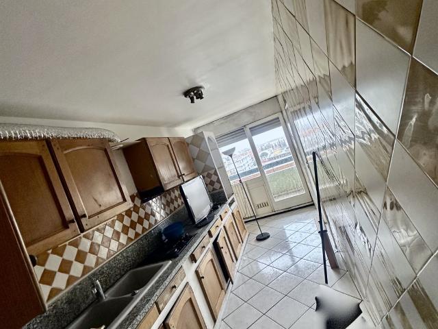 Montpellier Mosson Grand T6 de 107 m2 avec 2 balcons Idéal f. 110m² Montpellier