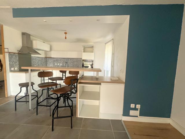 Montpellier Ouest, T3 non meublé climatisé de 70 m2 avec garage, cave et deux terrasses !