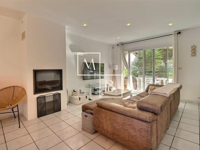Montpellier, Ovalie / Bagatelle, Maison 5 pièces de 100 m2 avec 4 chambres, garage et jardin avec piscine