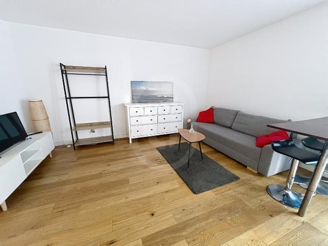 MONTPELLIER PORT MARIANNE T2 MEUBLÉ BALCON BOX FERMÉ