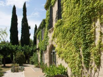 Montpellier Propriété du 18ème avec 6 Gîtes, Spa, salle. m² Montpellier