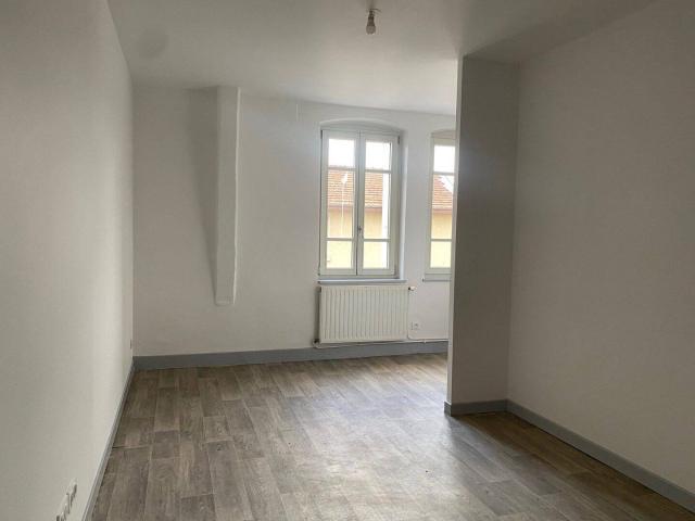 MONTROND LES BAINS Appartement T2